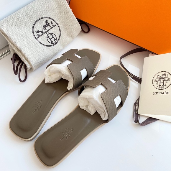 HERMES H ORAN SANDALS ETOUPE EPSOM LEATHER FLIP FLOPS SHOES FLAT SLIDES 38 - Picture 3 of 13